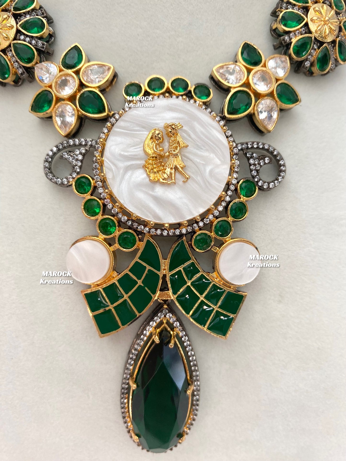 Raha Premium Quality Victorian  Kundan Necklace set