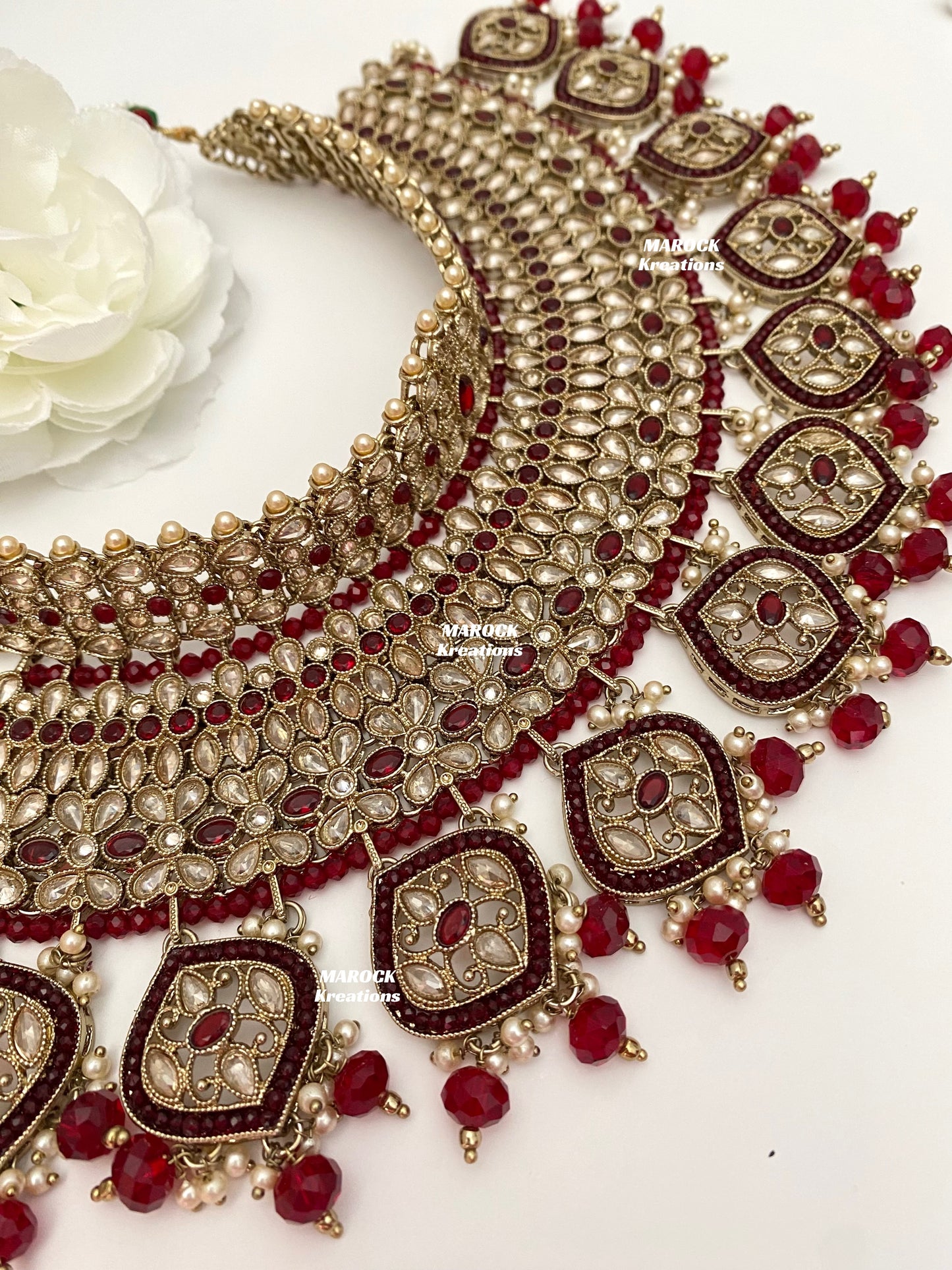 Tashi Premium Quality Polki Statement Bridal set