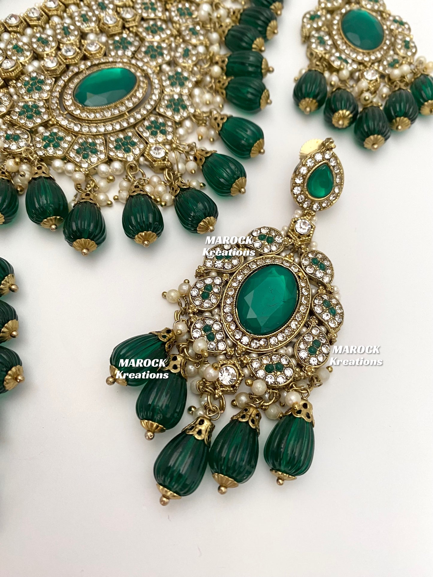 Antique Gold Pakistani Green Necklace set