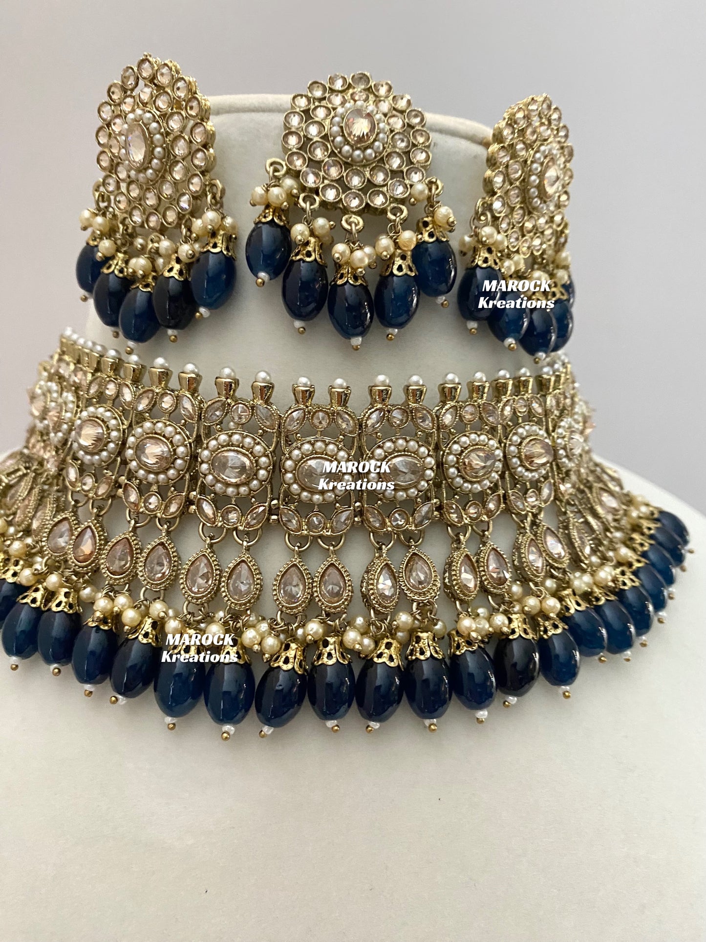 Antique Gold Polki choker sets