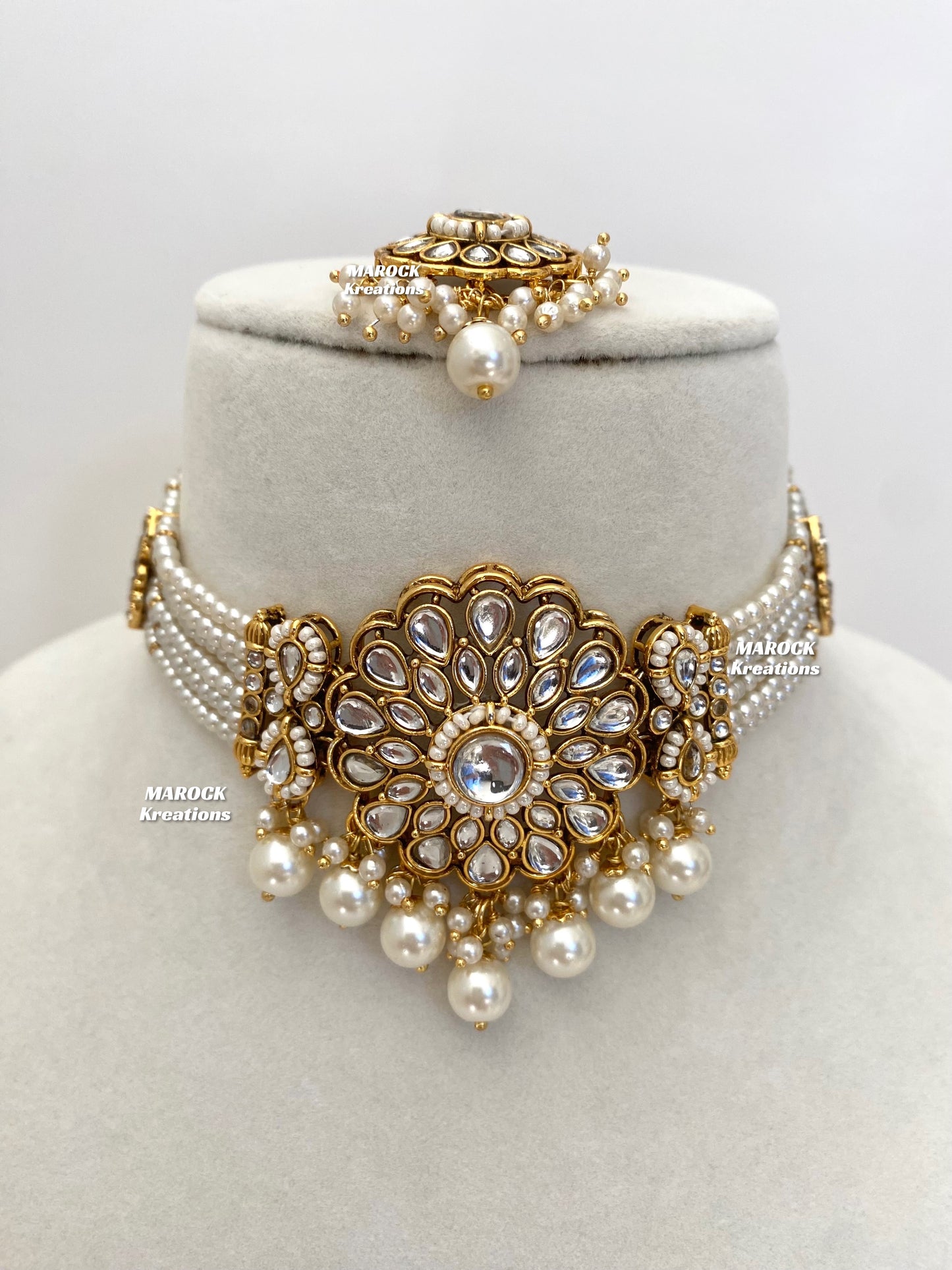 Ginni Premium Quality Kundan choker set