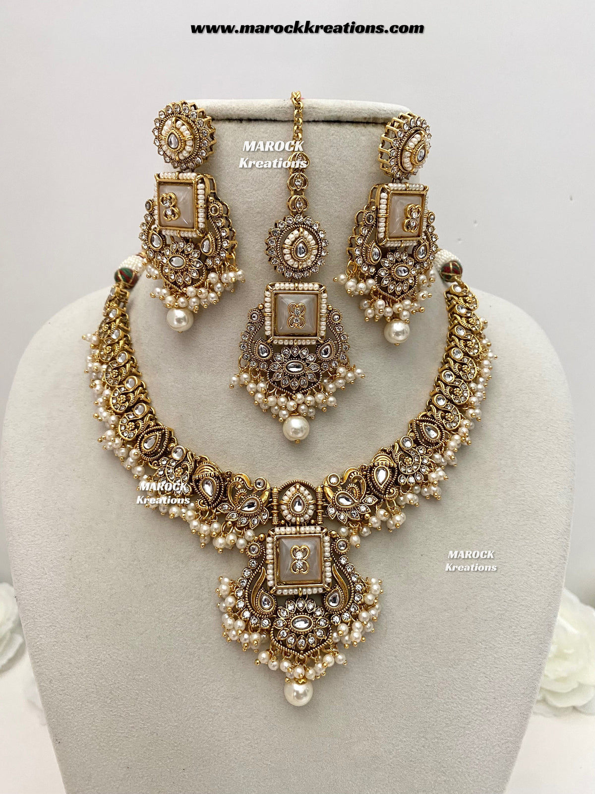 Nidhi Premium Quality Kundan Statement necklace set
