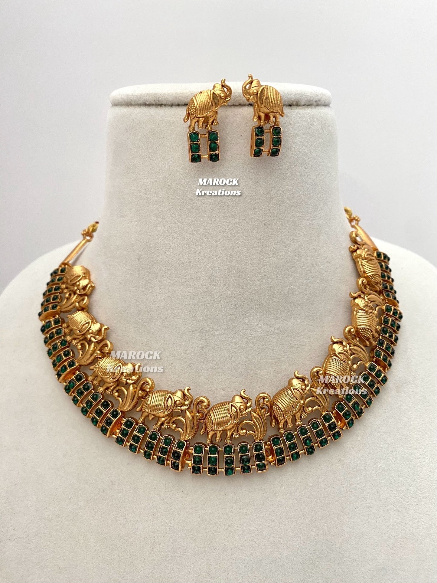 Gold plated necklace set