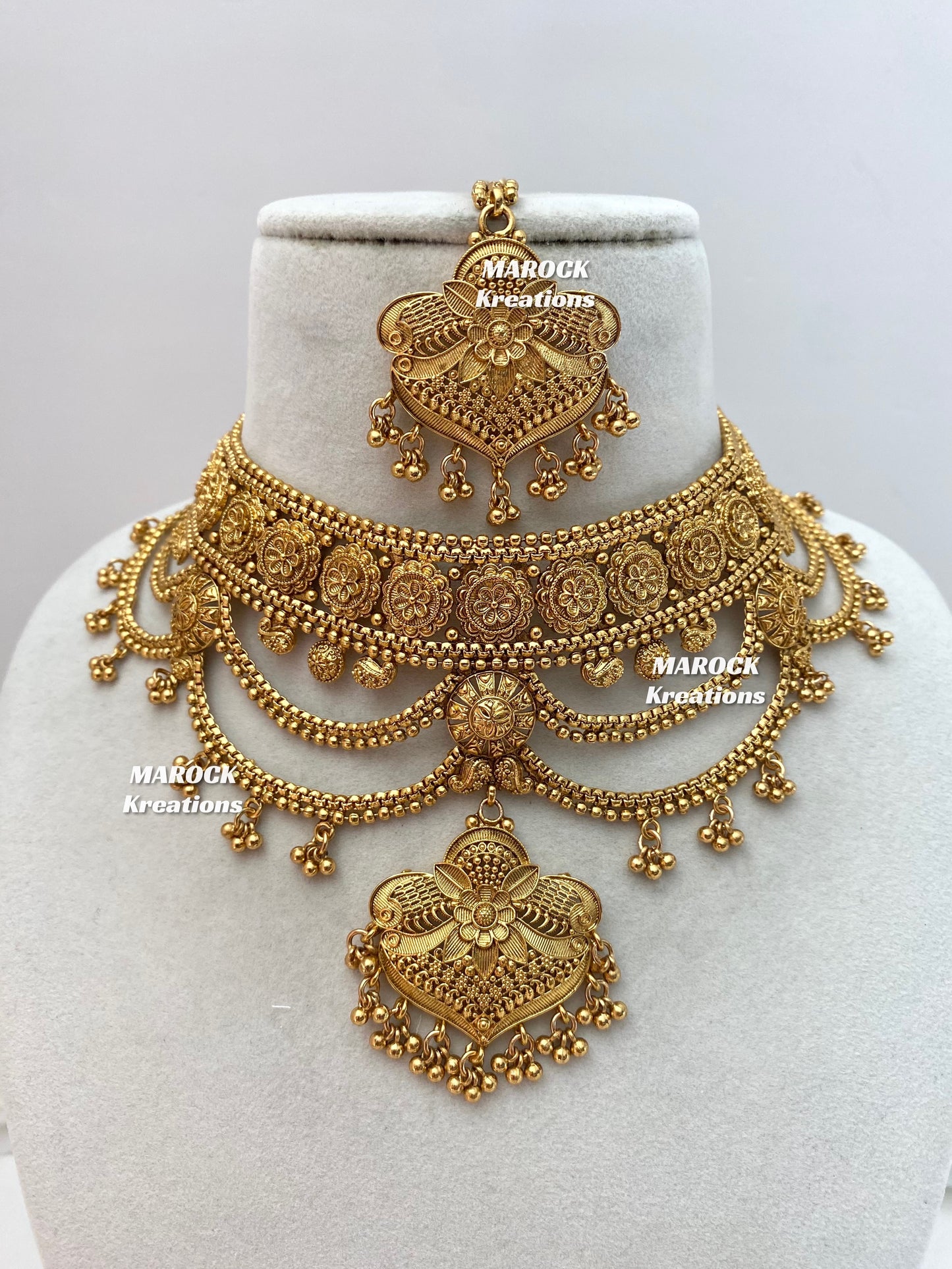 Kubra Premium Quality Gold plated statement choker set