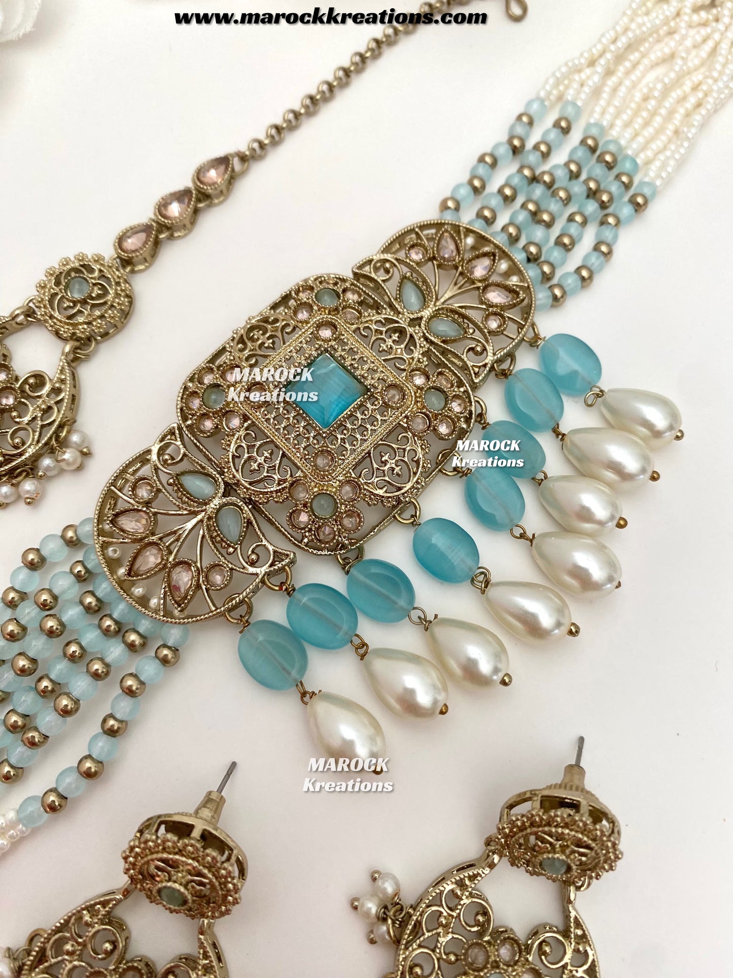 Naila Antique Gold Polki Choker set