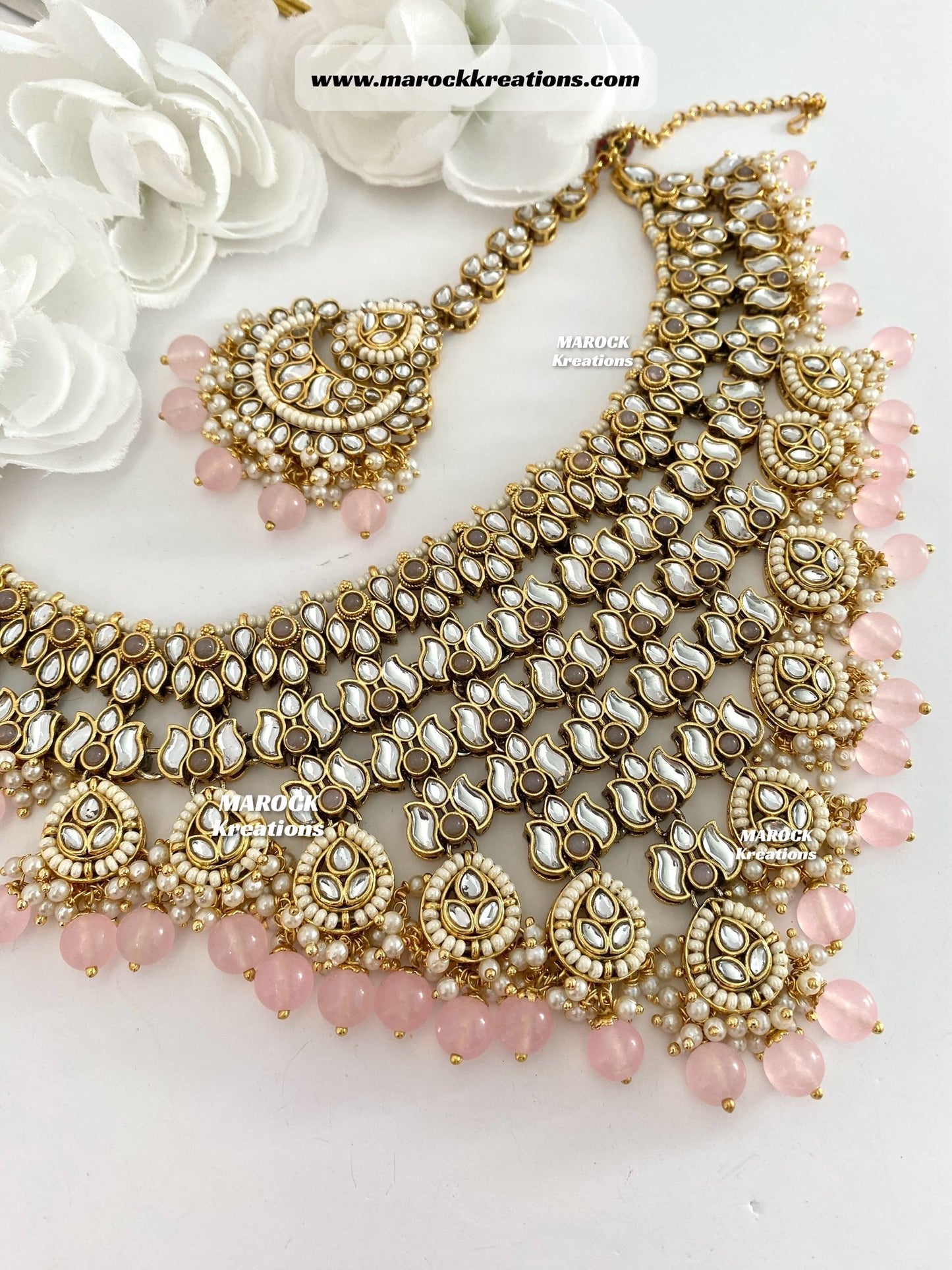 Fine Kundan V-shape Statement Necklace set