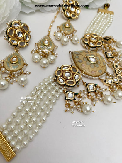Natasha Premium Quality Kundan Meenakari Statement Choker set