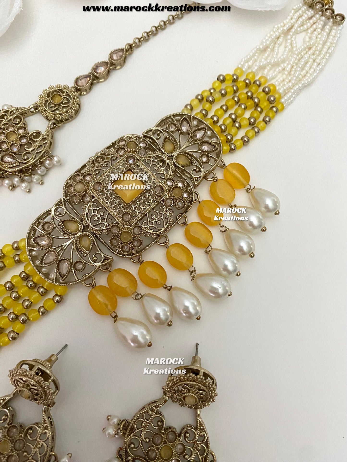 Naila Antique Gold Polki Choker set