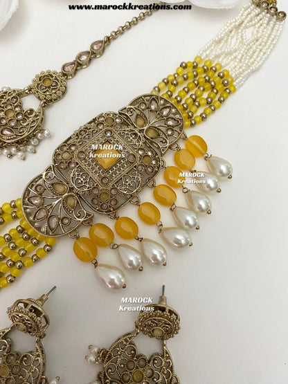 Naila Antique Gold Polki Choker set