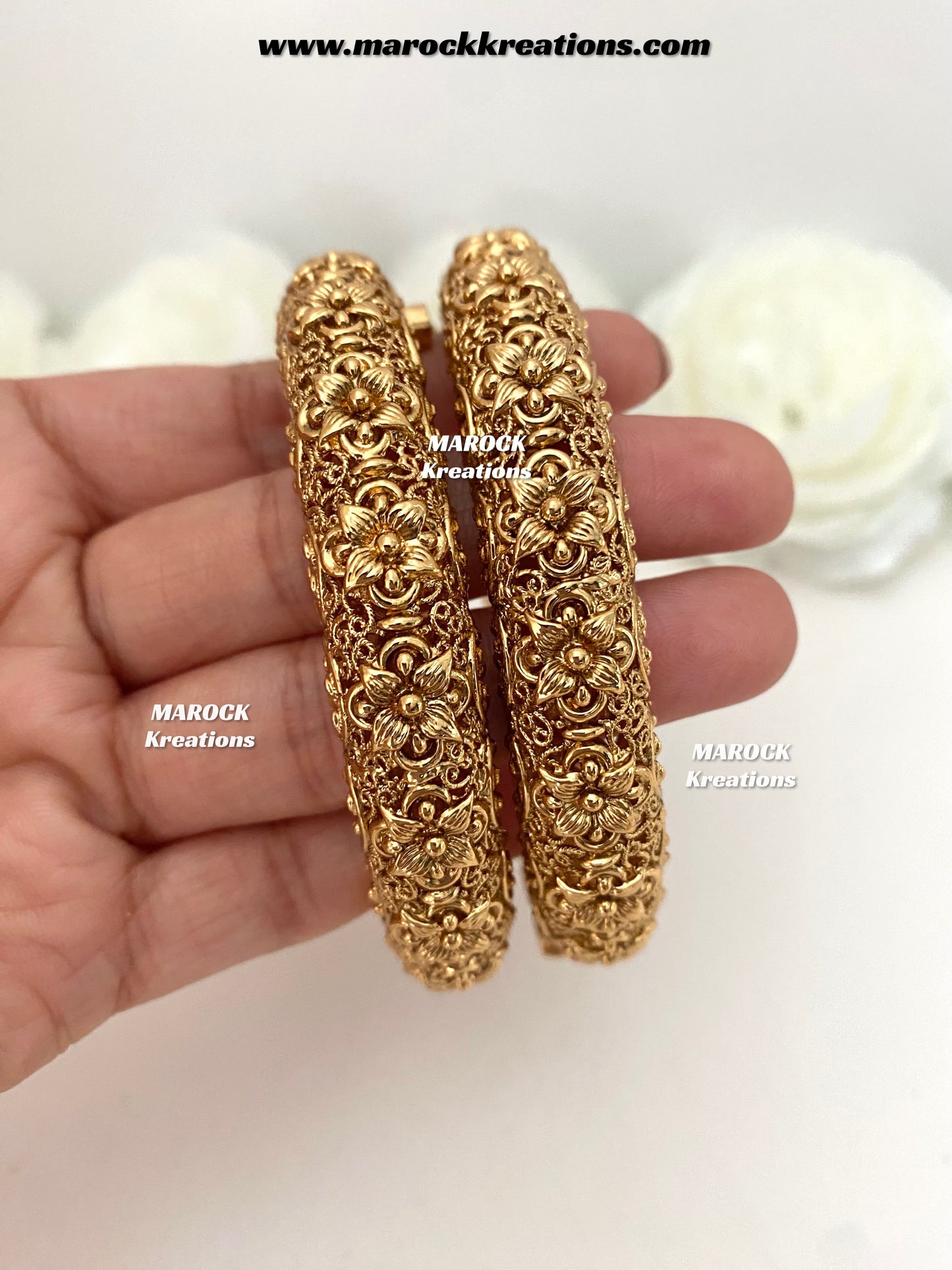 Suma Premium Quality Gold plated handcrafted openable screw statement kade/bangles