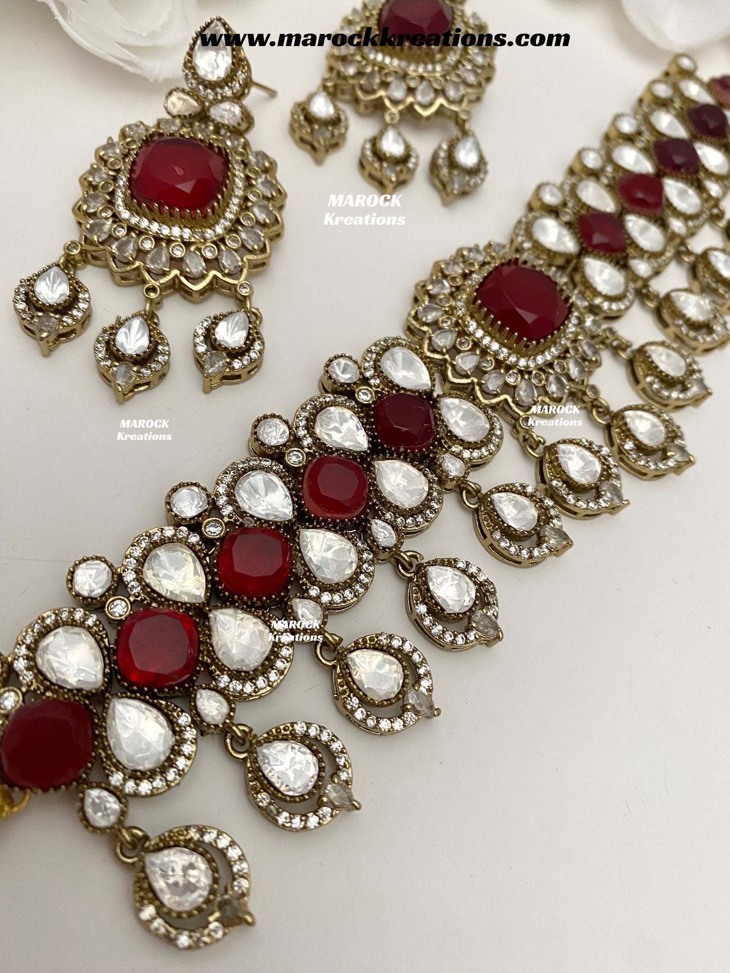 Vinny Premium Quality Moissanite Kundan Statement choker set