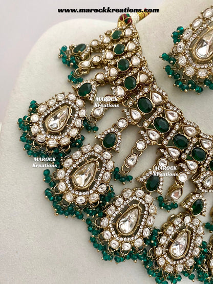 Sareena Kundan choker cum statement Necklace set