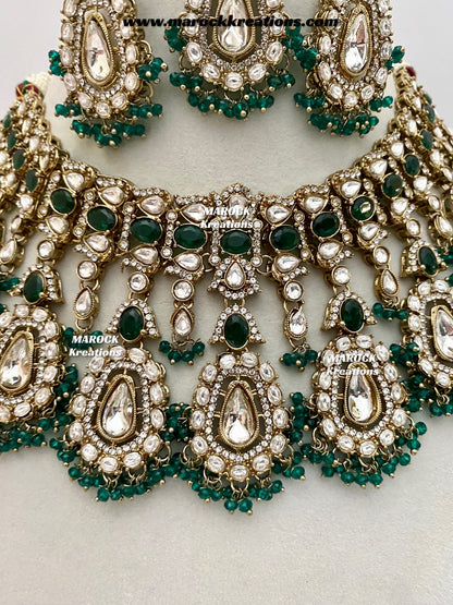 Sareena Kundan choker cum statement Necklace set