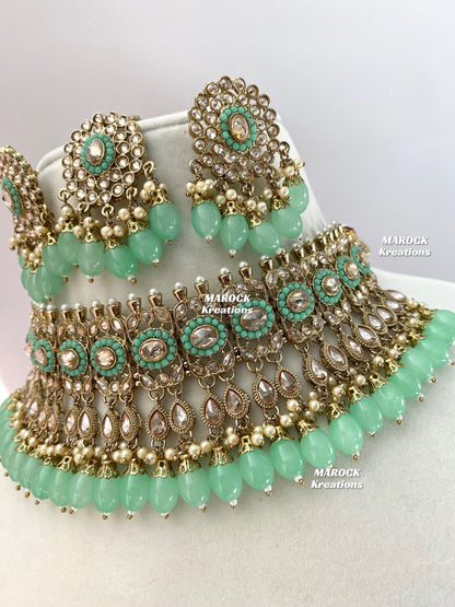 Antique Gold Polki choker sets