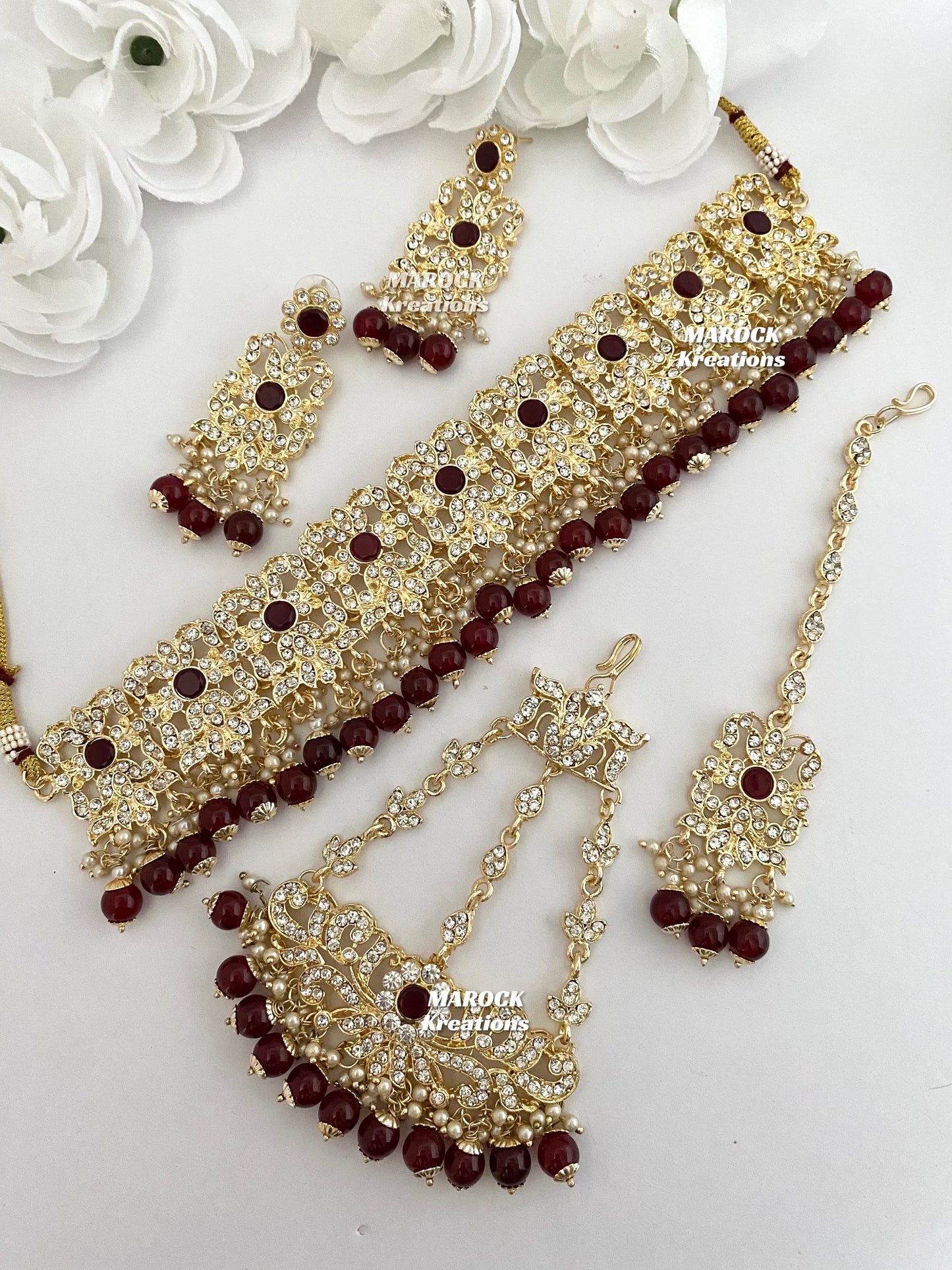 Gold base Pakistani Choker set