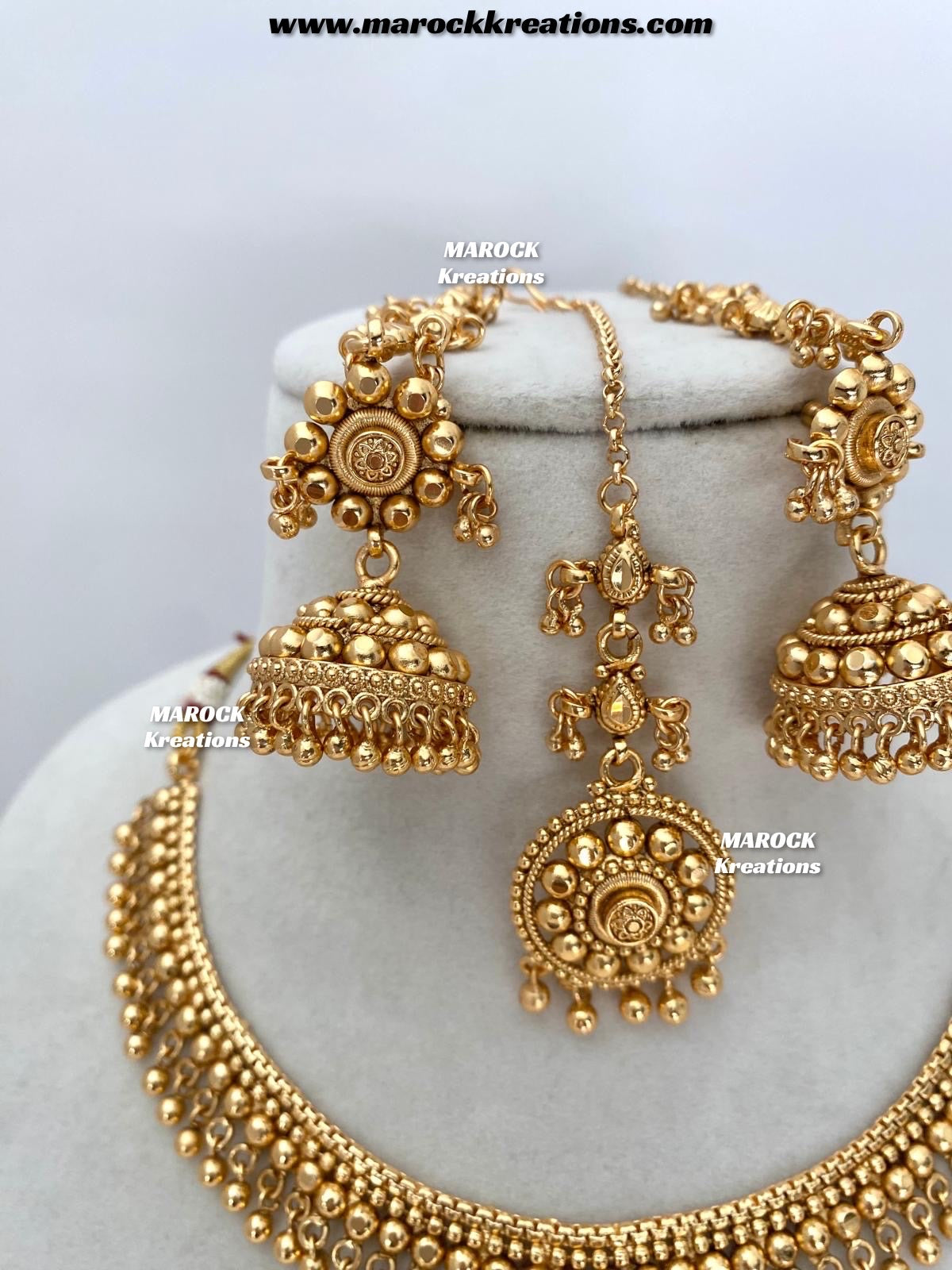 Nazrin Premium Quality Gold Plated necklace set/Earchains/ Saharey attached with Earrings
