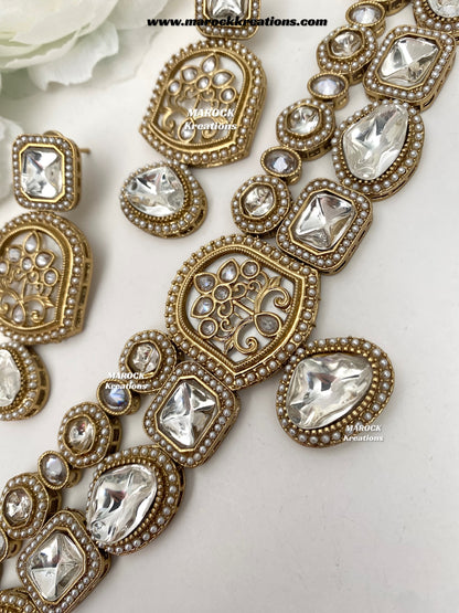 Anju Premium Quality Kundan statement choker set