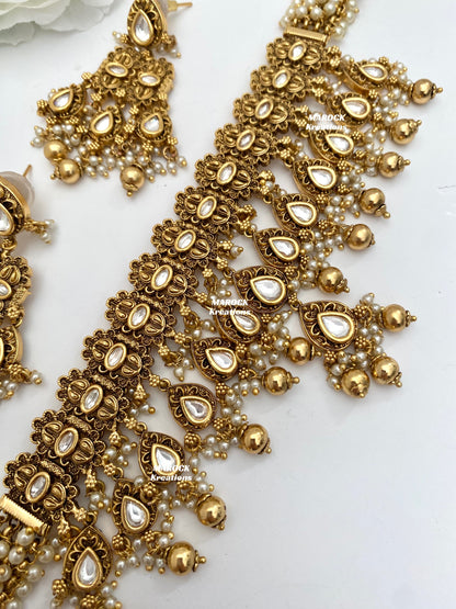 Samina Premium Quality Gold plated Kundan choker set