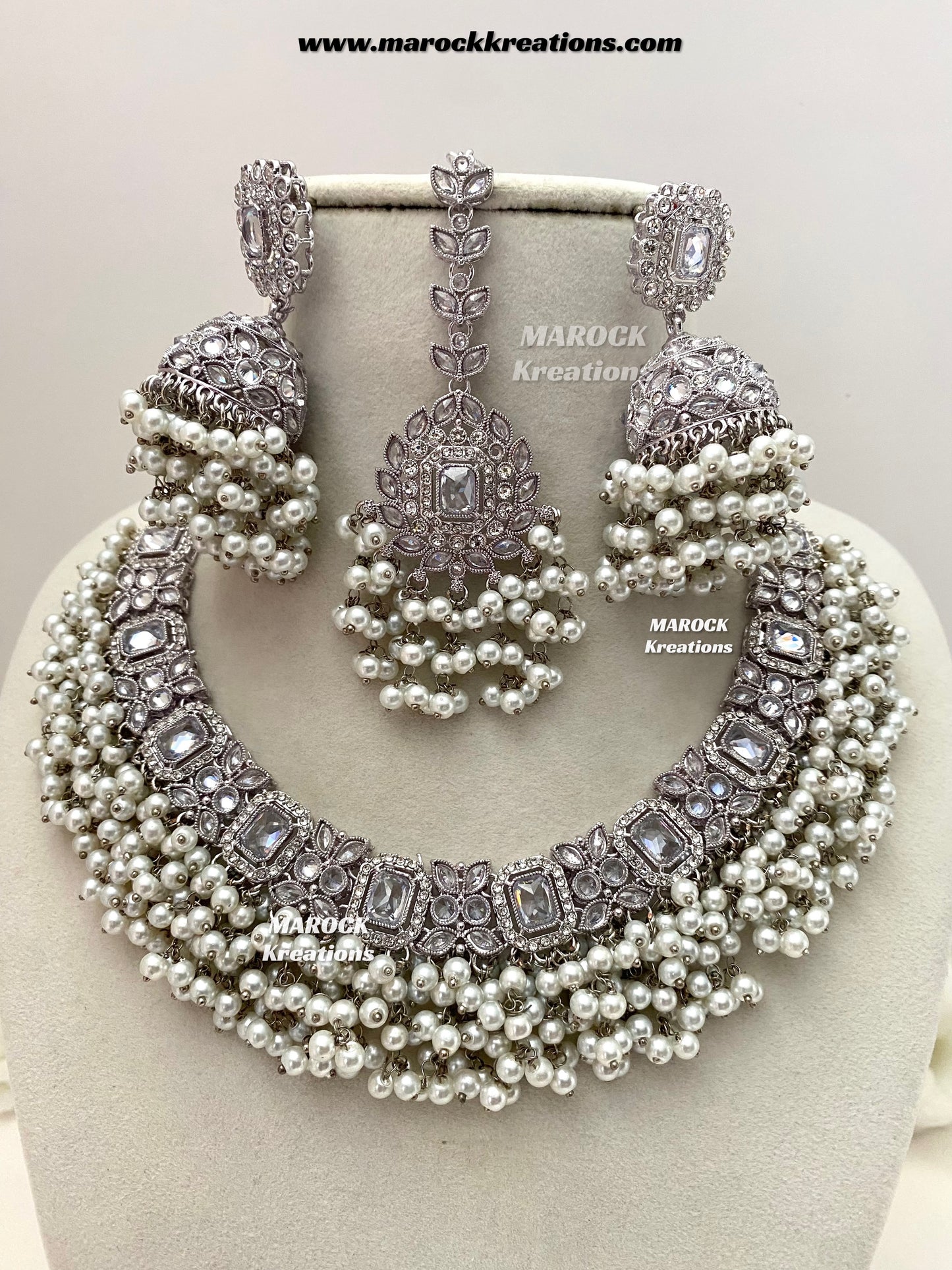 Tashfeen Silver Polki Choker/necklace set