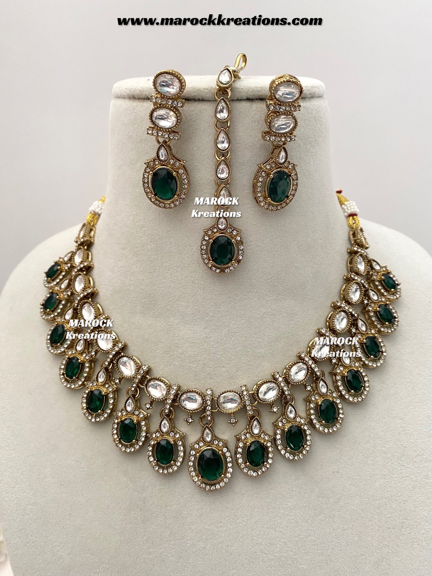 Areeba Kundan Necklace set