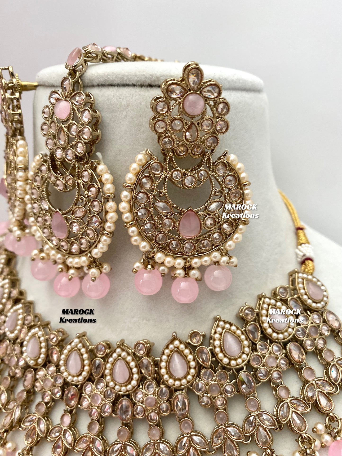 Sadhna Antique Gold Polki Necklace set