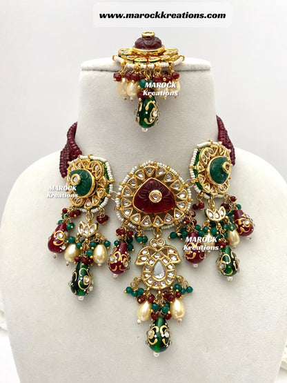 Raavi Premium Quality Thappa Kundan trendy choker/Necklace set