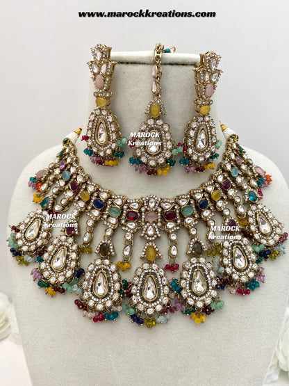 Sareena Kundan choker cum statement Necklace set