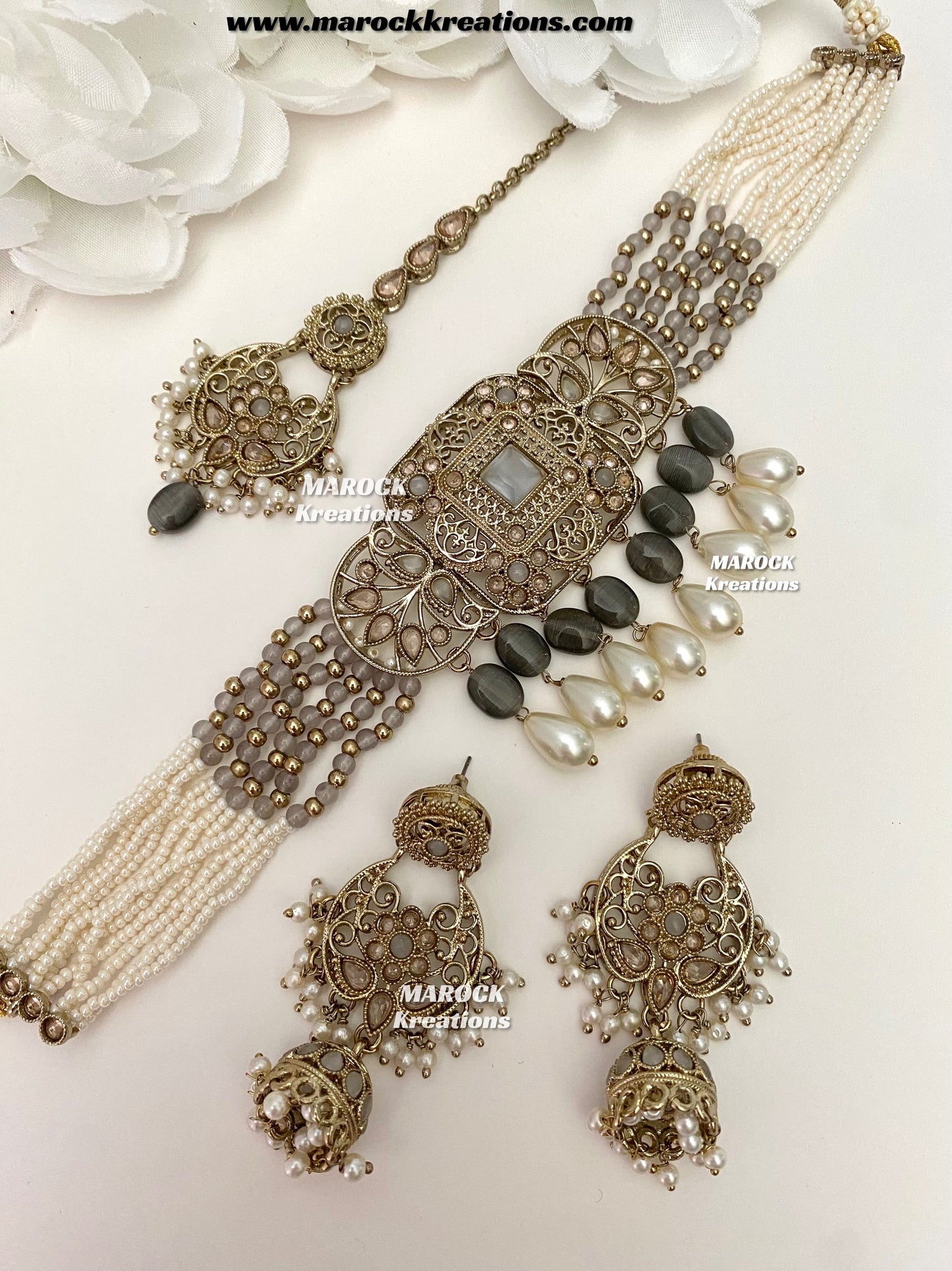 Naila Antique Gold Polki Choker set