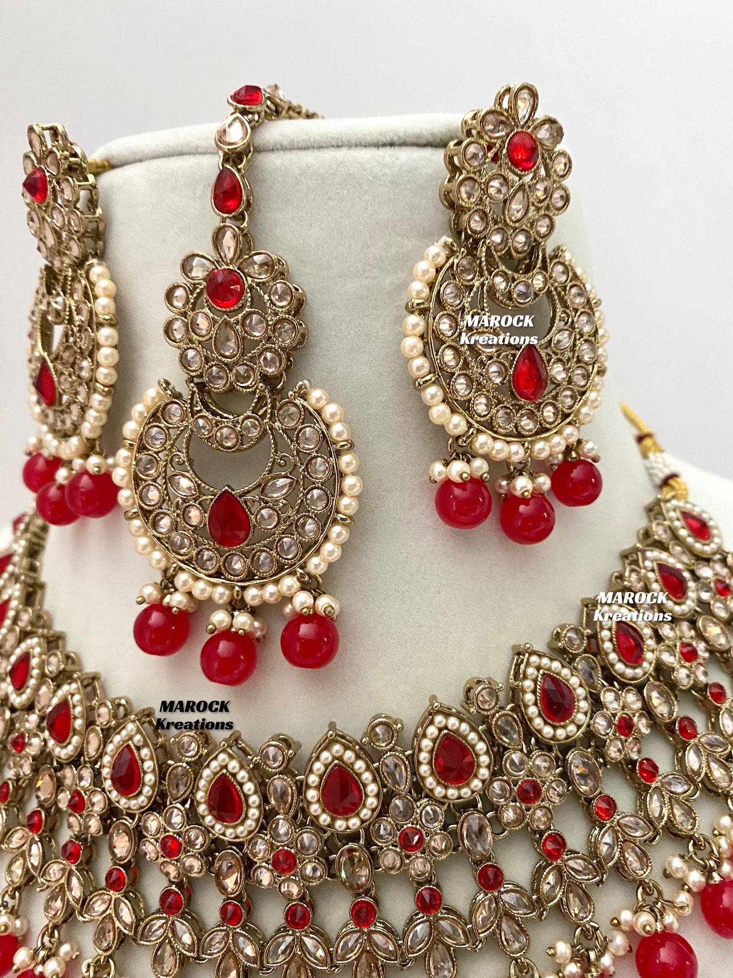 Sadhna Antique Gold Polki Necklace set