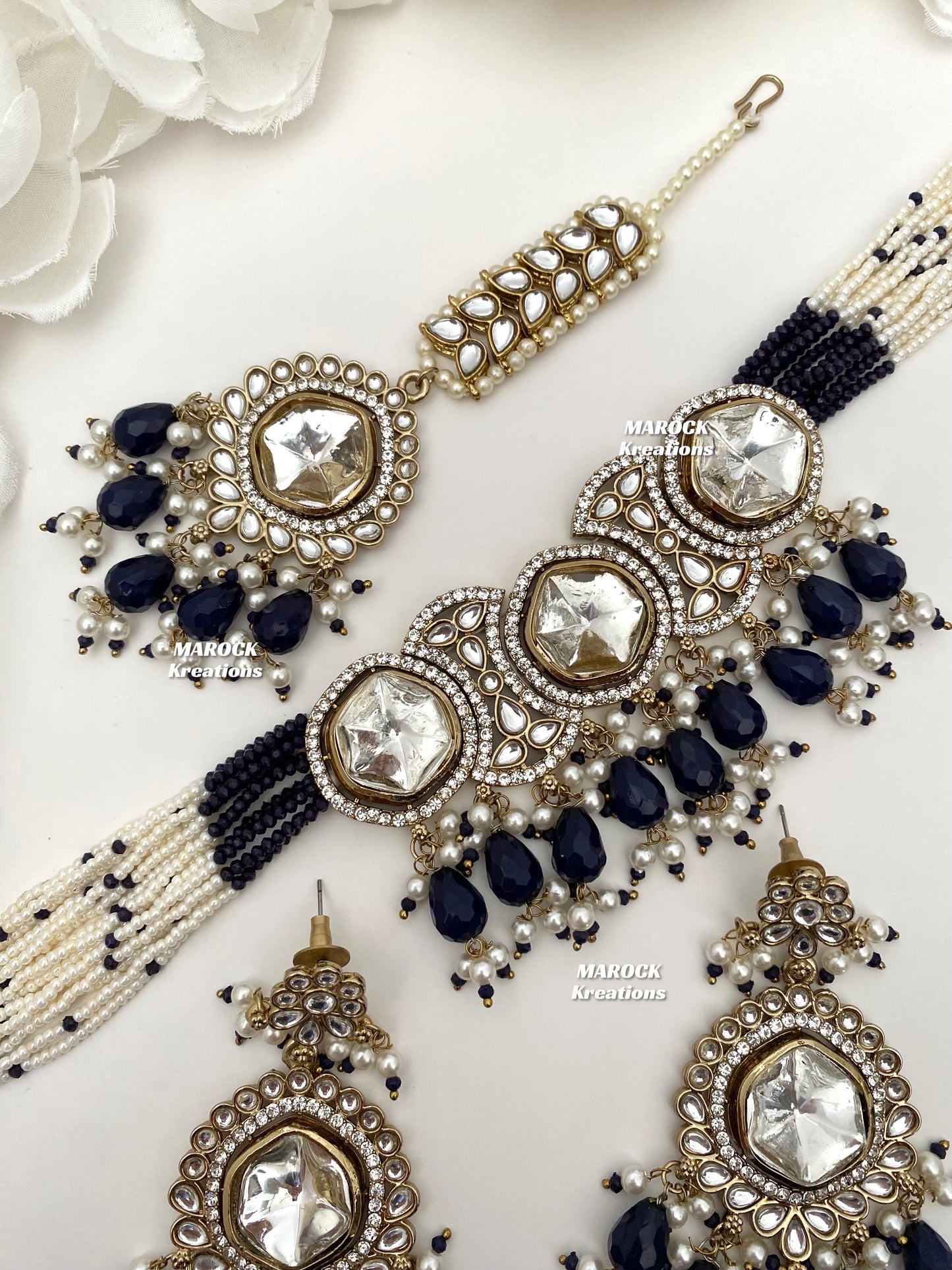 Amina Kundan Choker set