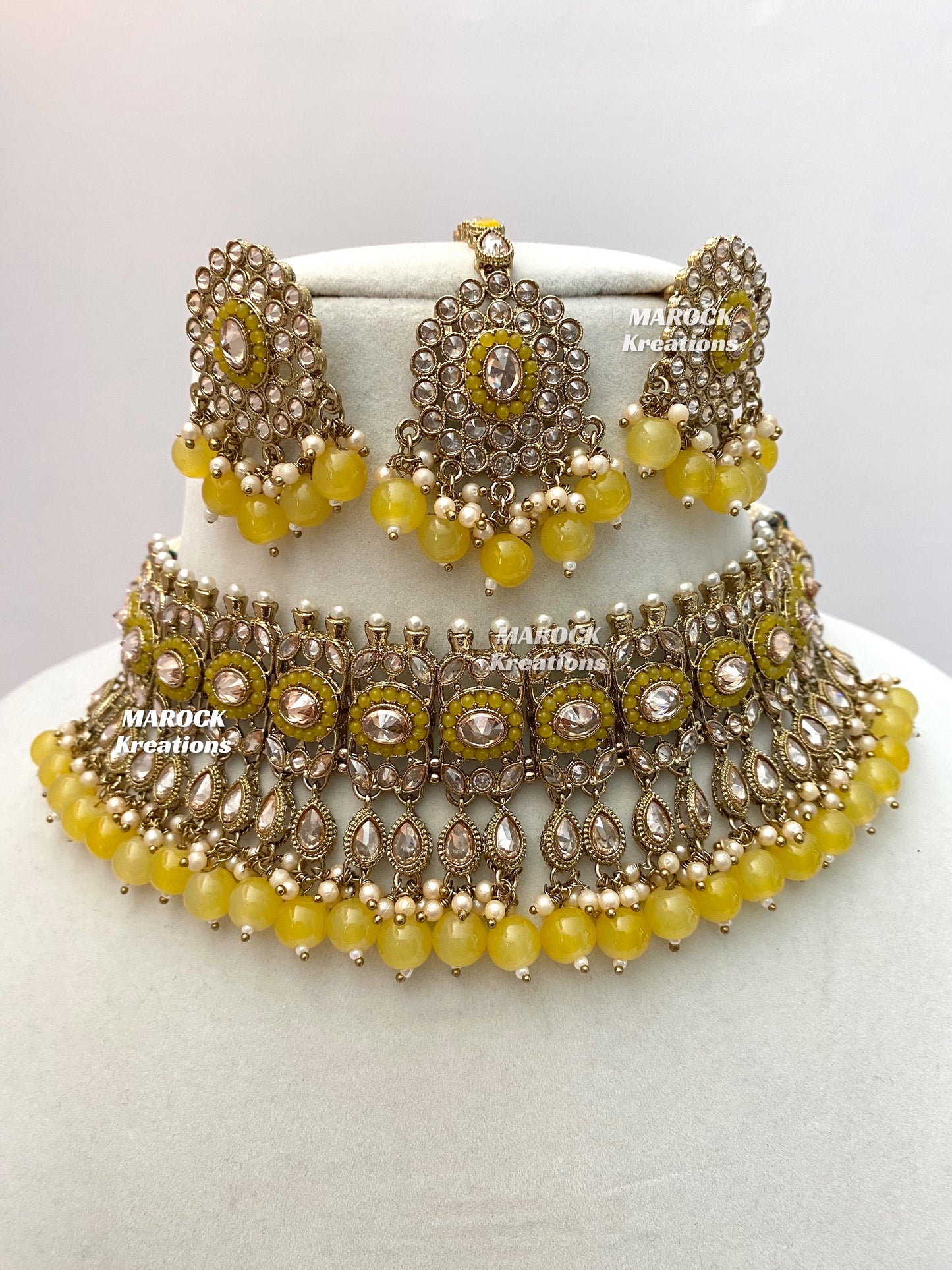 Antique Gold Polki choker sets