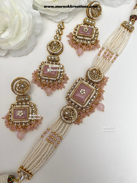 Rhea Premium Quality Kundan Choker set