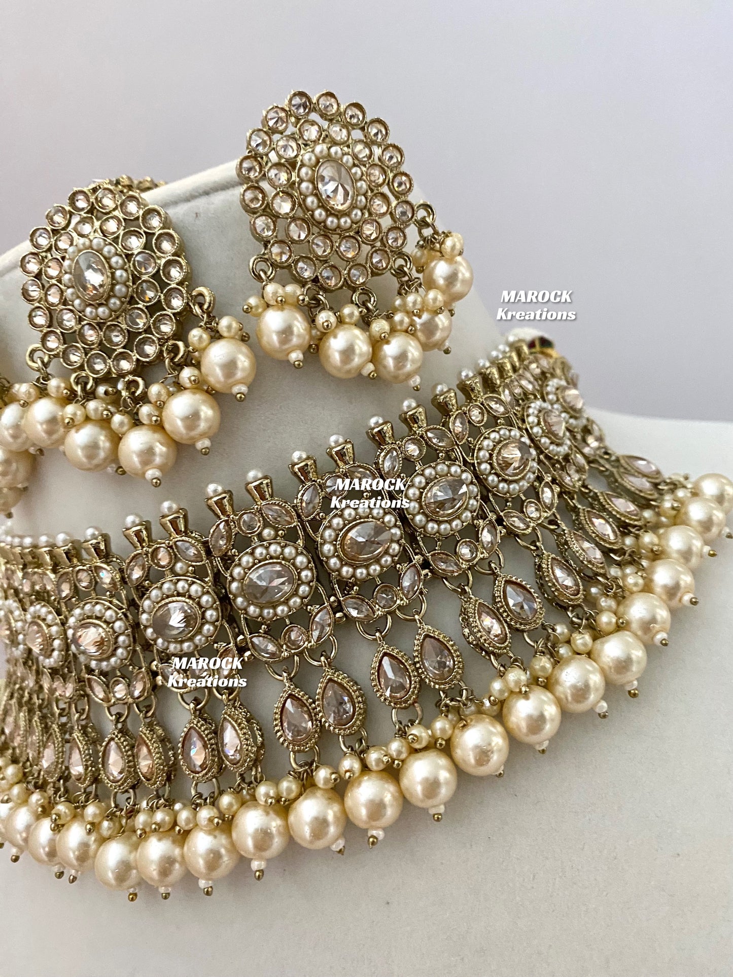 Antique Gold Polki choker sets