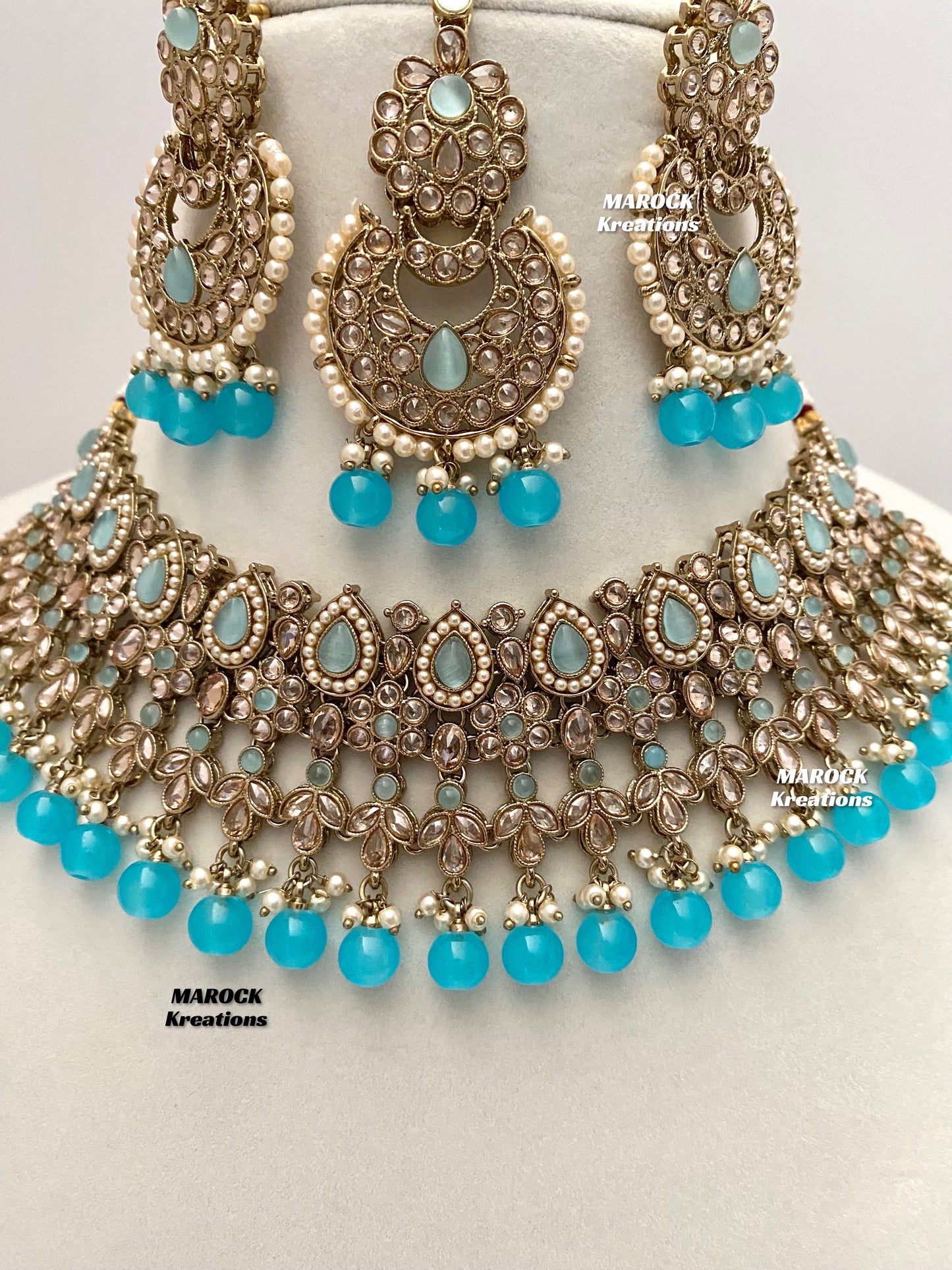 Sadhna Antique Gold Polki Necklace set