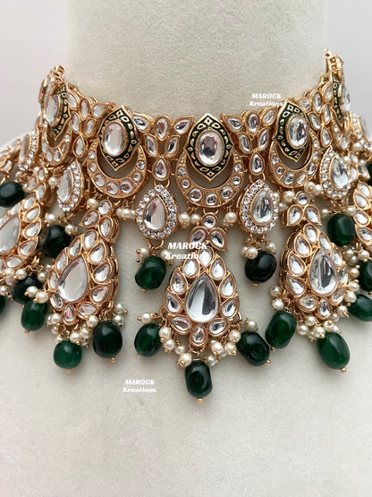 Kaniz Premium Quality Rose Gold Kundan Meenakari Choker/Necklace set