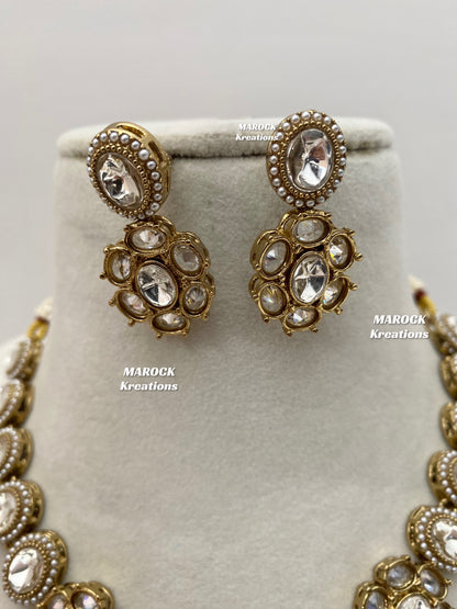 Arina Premium Quality Kundan Single line necklace set