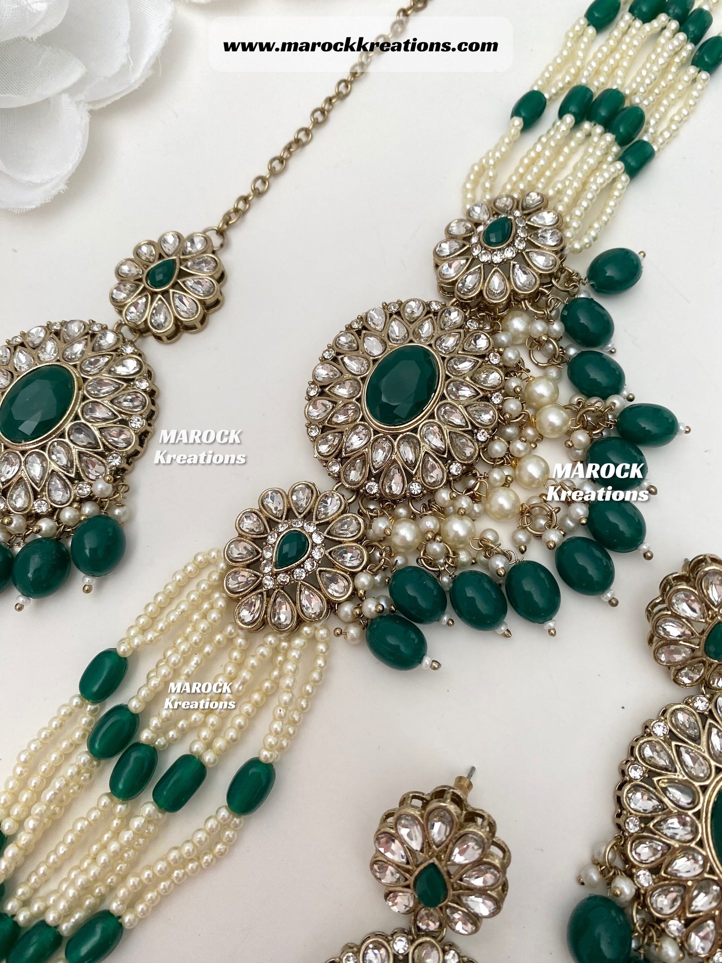 Kundan choker set