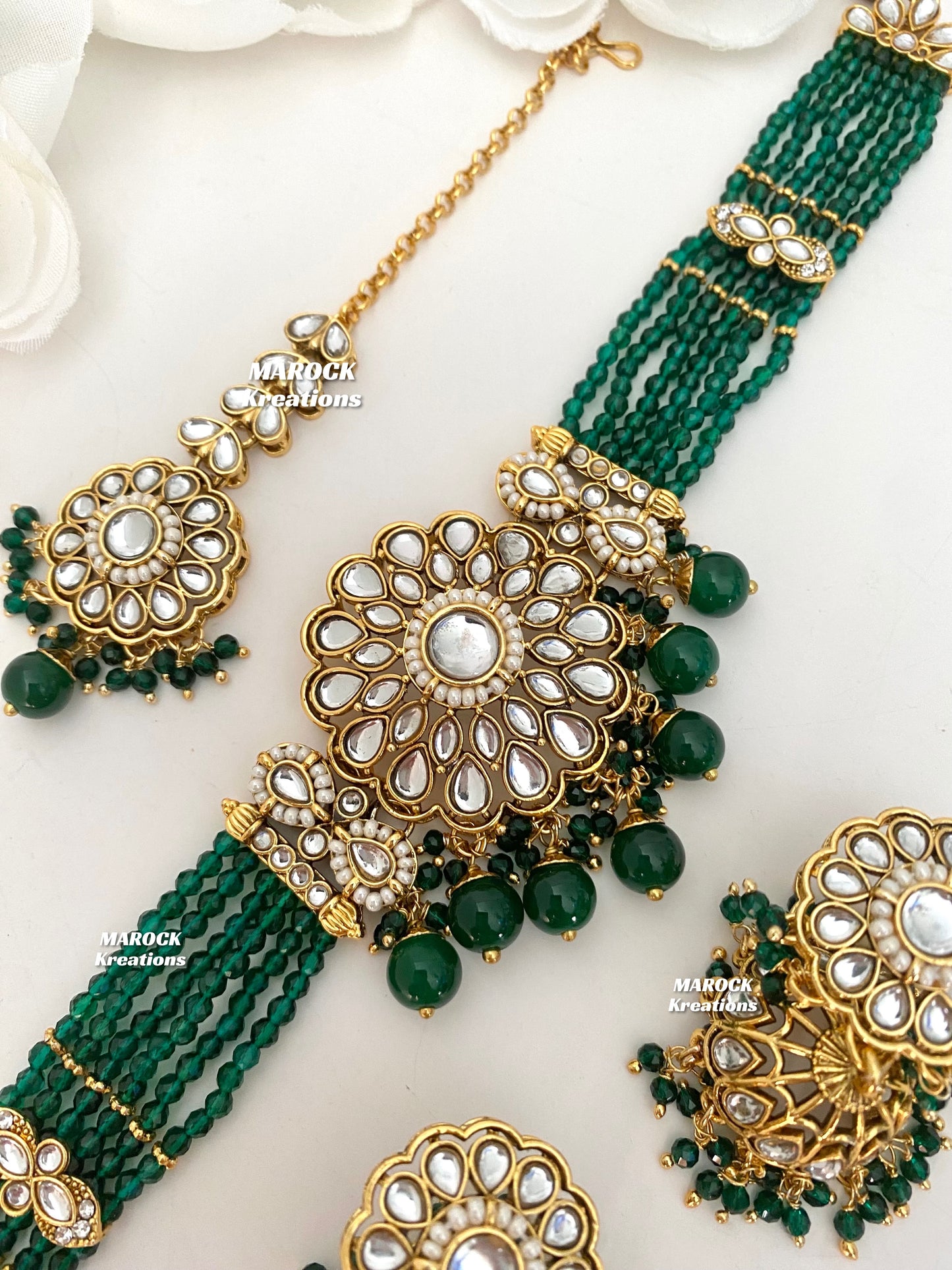 Ginni Premium Quality Kundan choker set