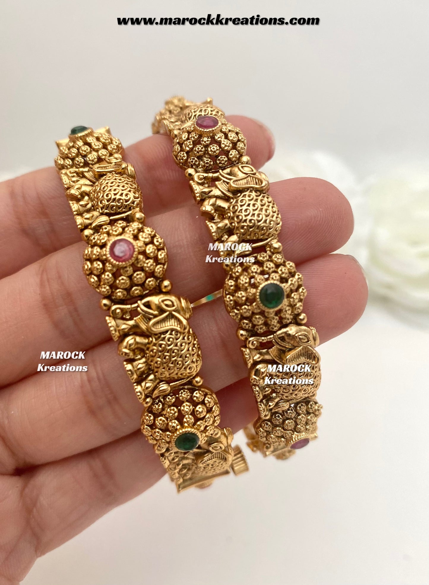 Zarina Premium Quality Gold plated elephant crafted openable Rajwadi statement Bangles/Kangan