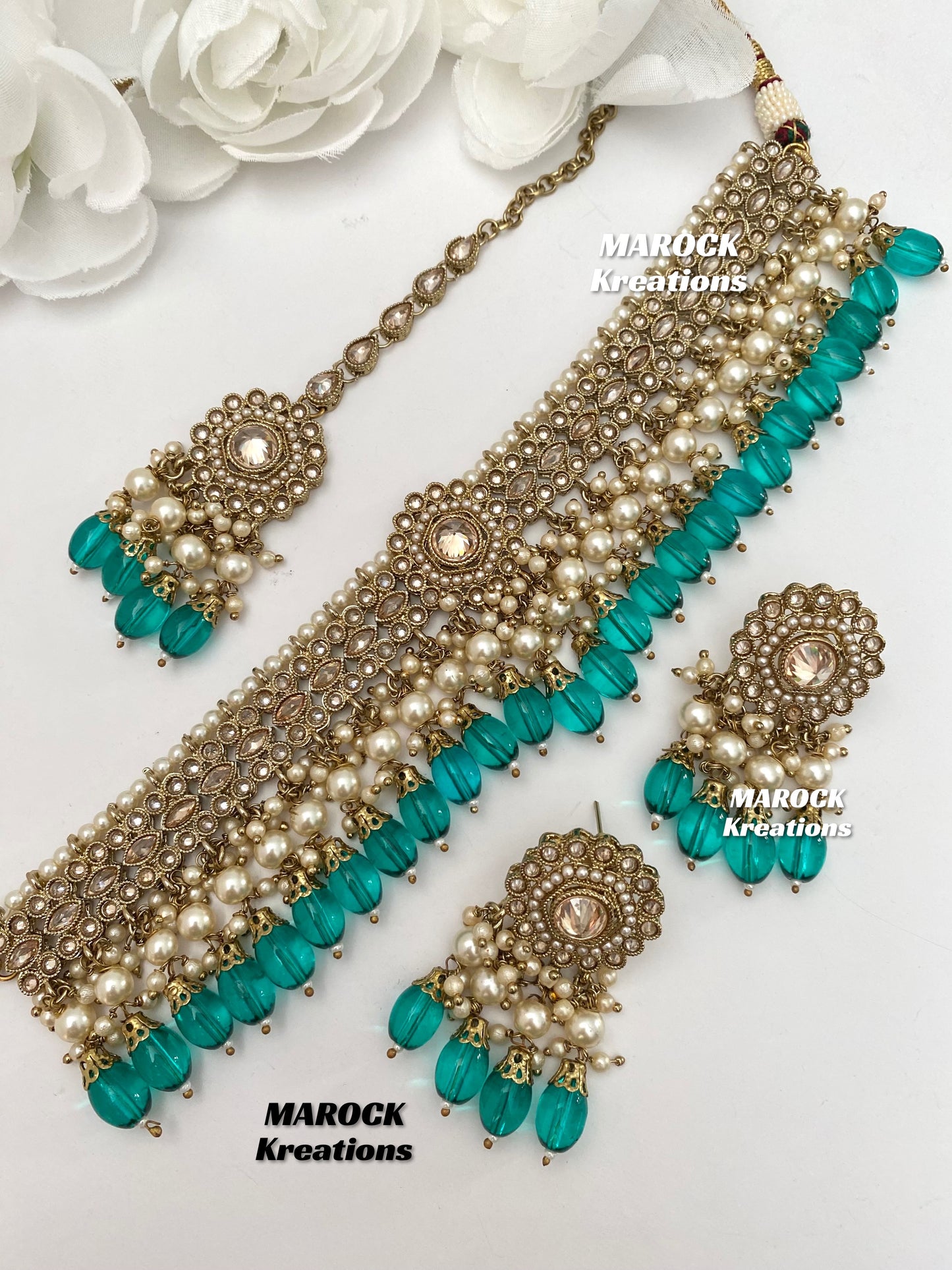 Antique Gold Polki choker sets