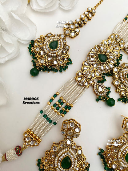 Mahima Premium Quality Kundan Choker set