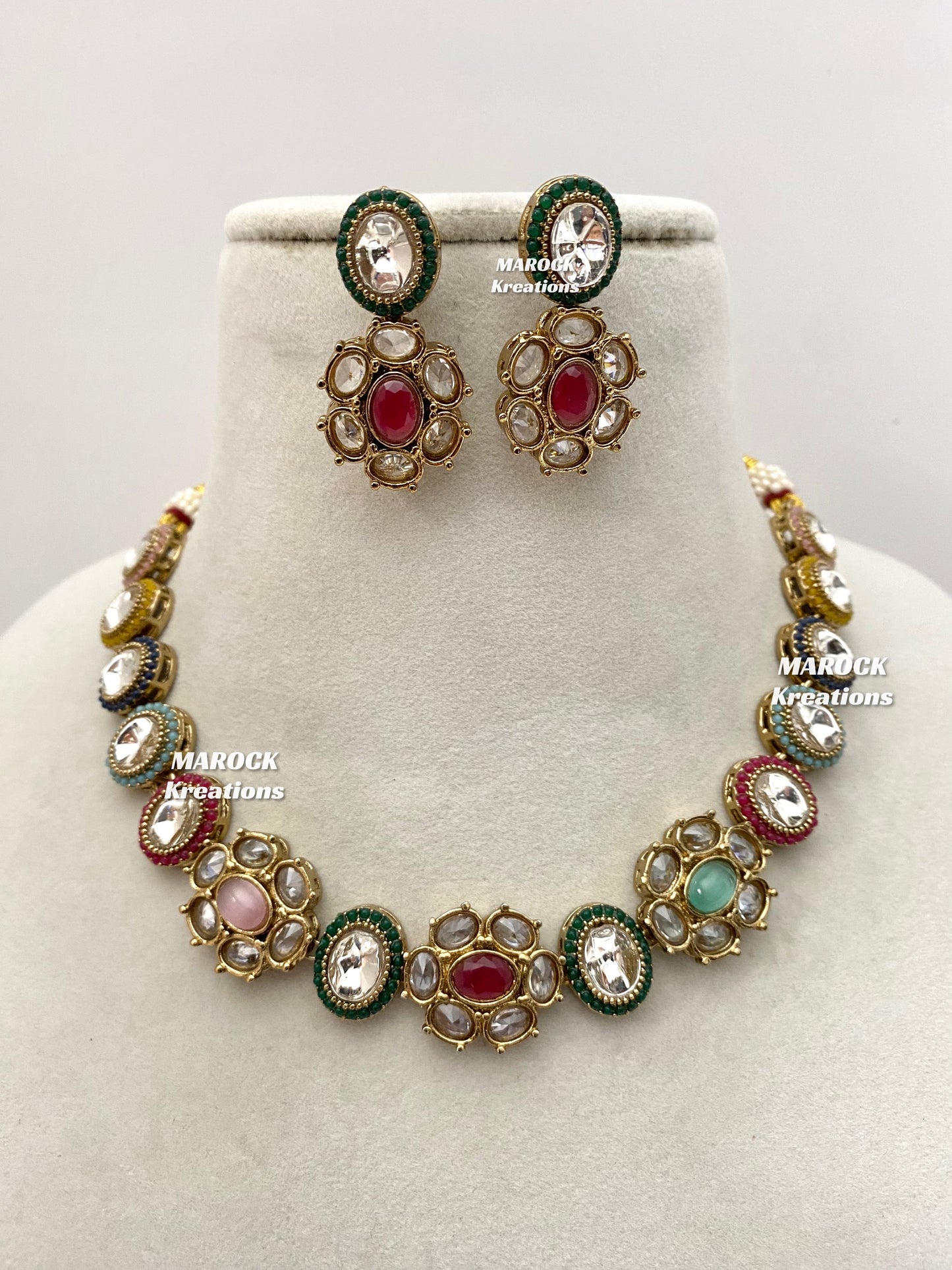 Arina Premium Quality Kundan Single line necklace set