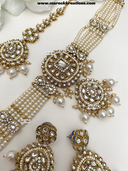 Moony Kundan Choker set