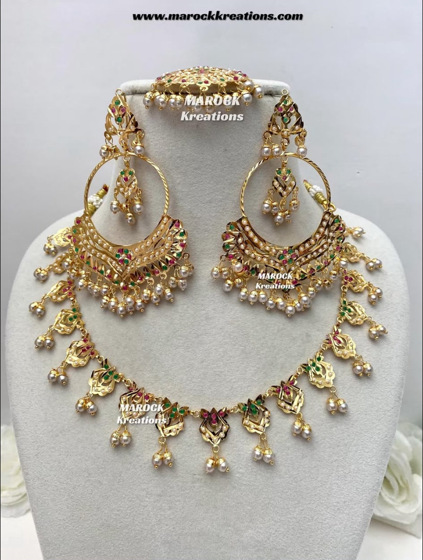 Gold plated jadau necklace set