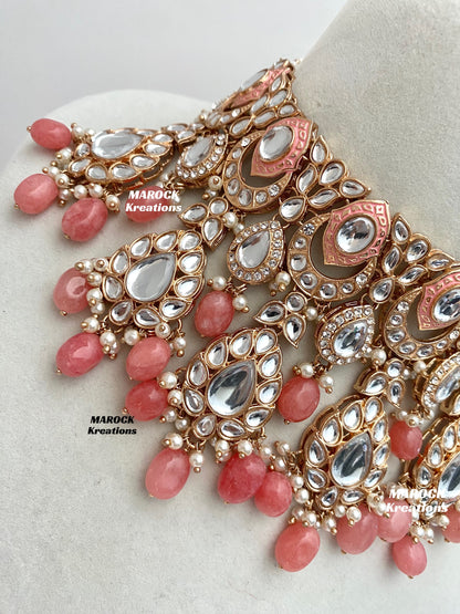 Kaniz Premium Quality Rose Gold Kundan Meenakari Choker/Necklace set