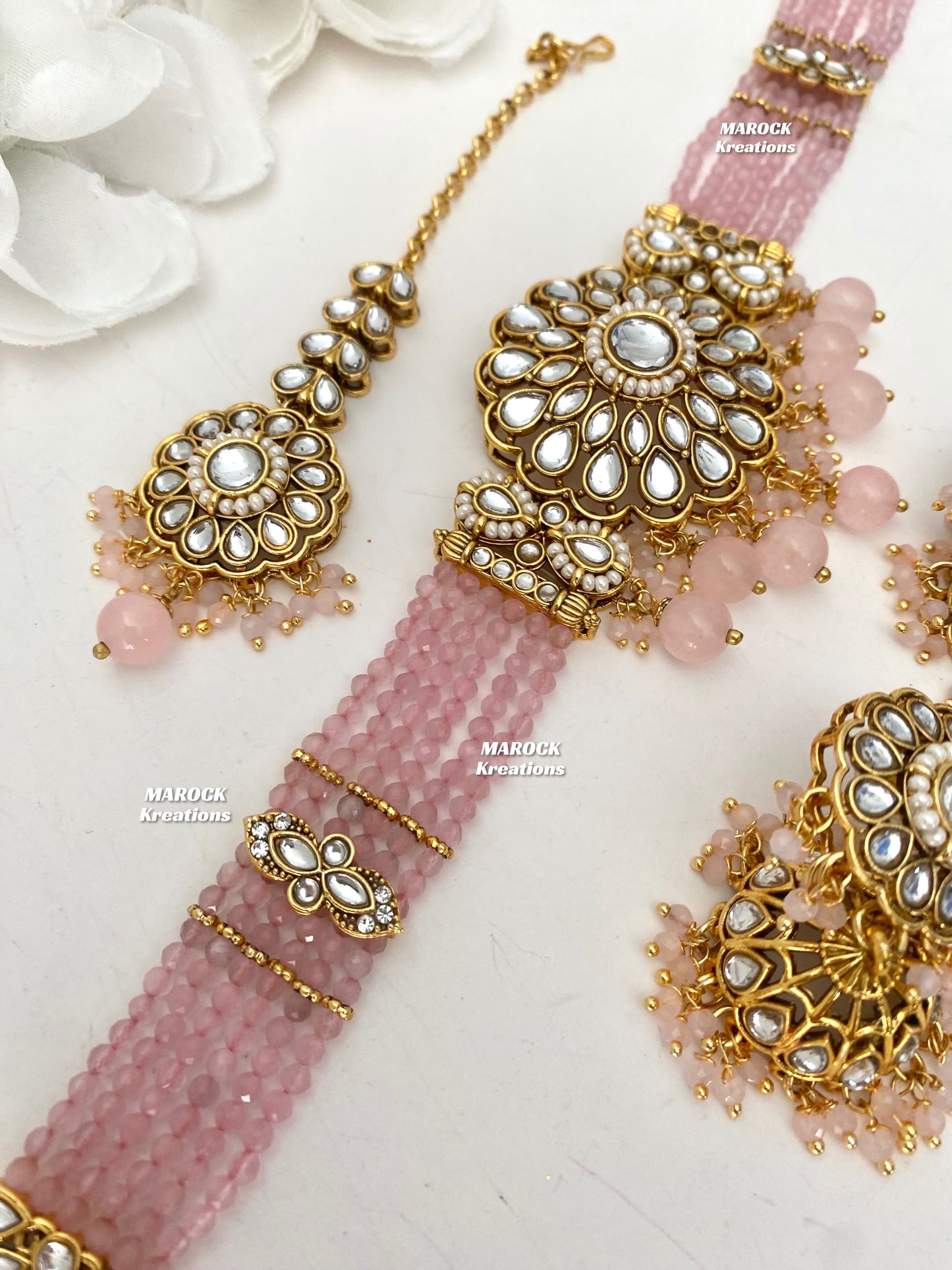 Ginni Premium Quality Kundan choker set