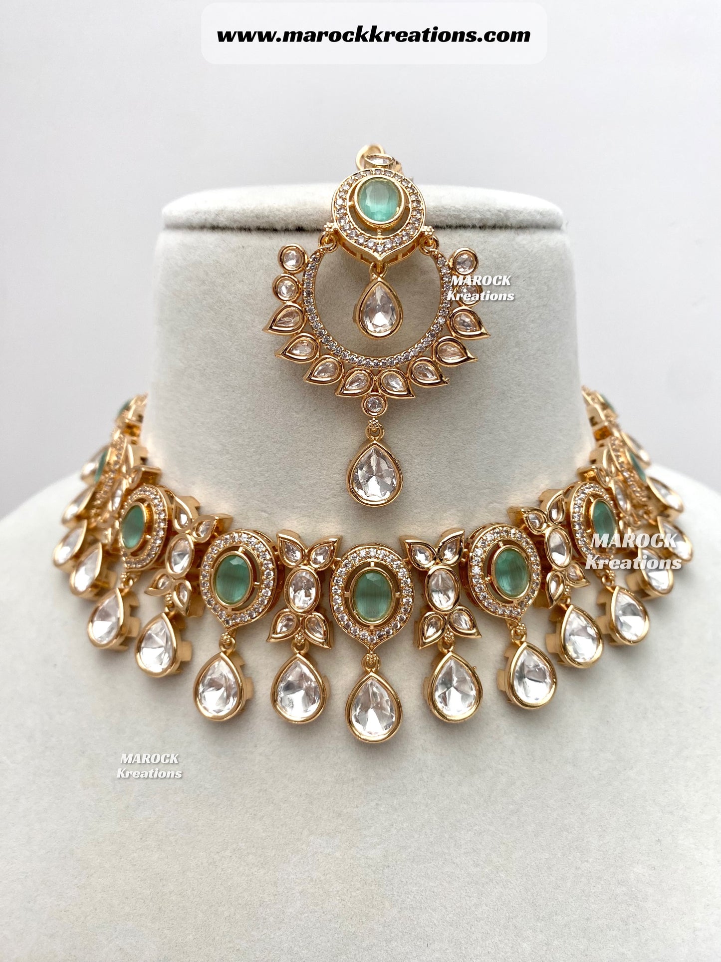 Naaz Tyani inspired Premium Quality gold plated Kundan Statement Necklace set