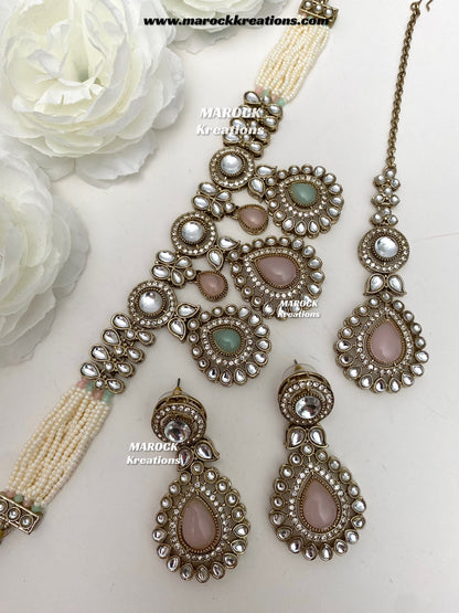 Rida Premium quality Kundan choker set