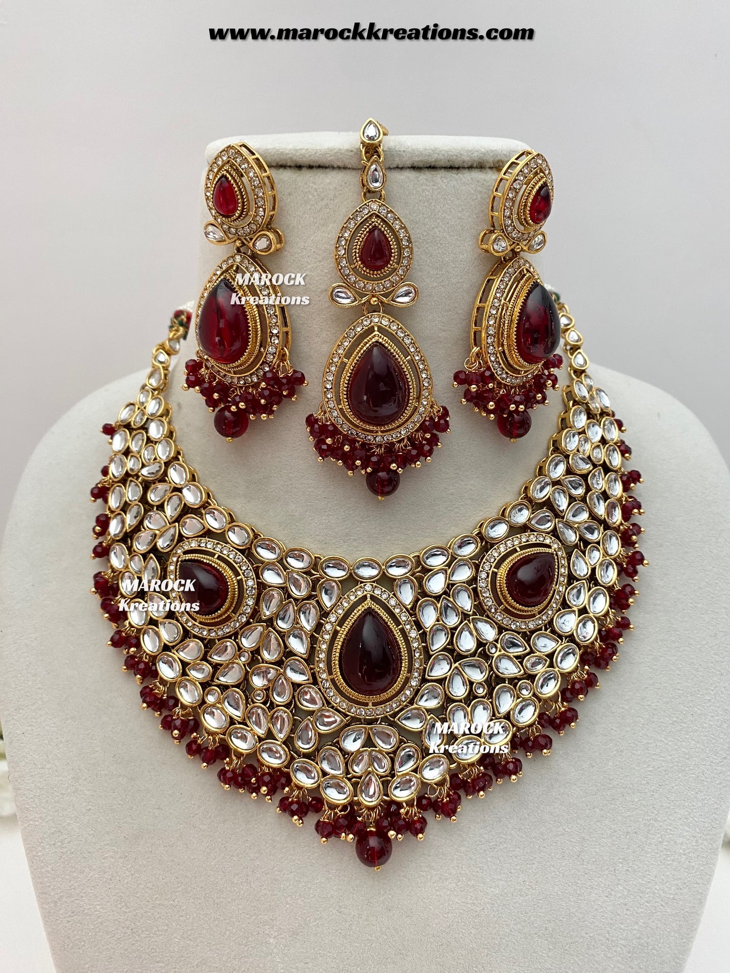 Veena Premium Quality Kundan Statement Necklace set