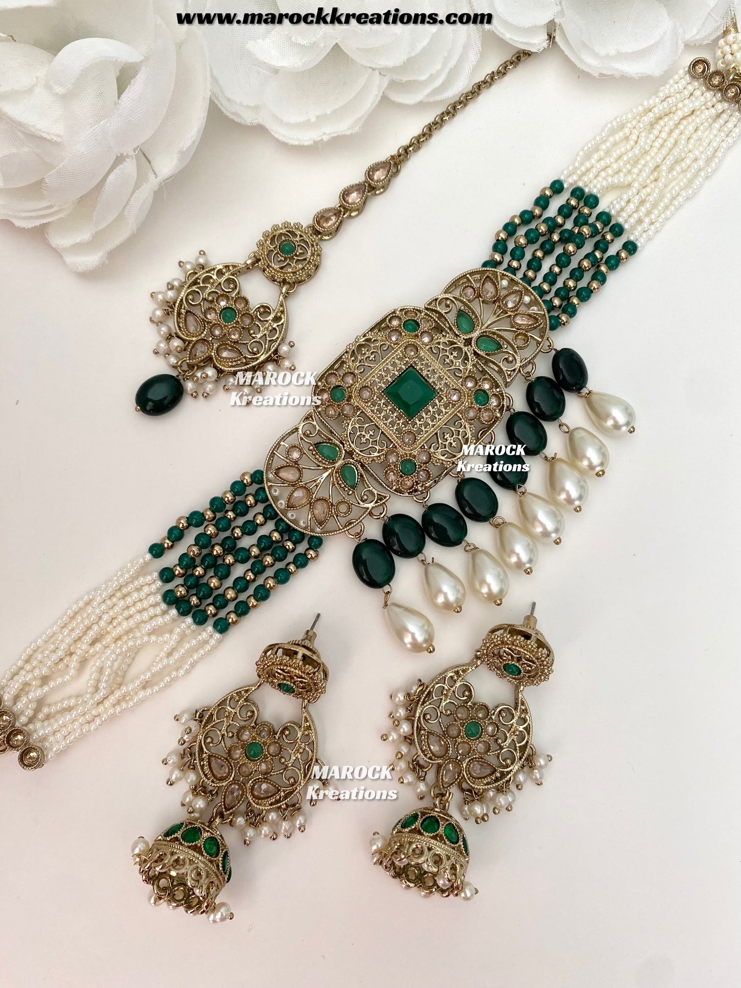 Naila Antique Gold Polki Choker set